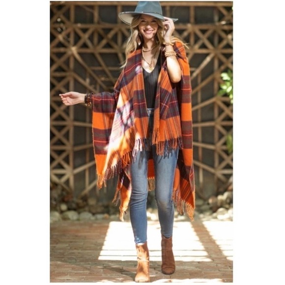 Ruggine Bohemian Soft Plaid Ruana Fringe Accent Poncho NWT Amberglow - Picture 4 of 14